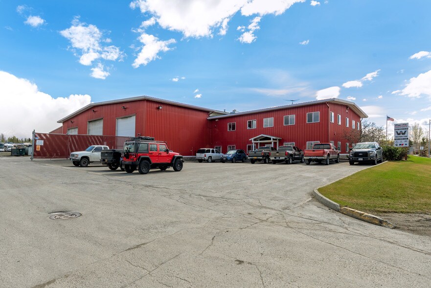 8001 Petersburg St, Anchorage, AK 99507