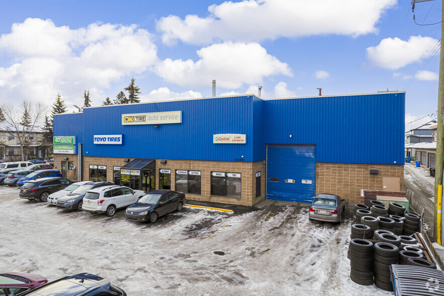 2605 17th Ave SW, Calgary, AB for sale - Building Photo - Image 2 of 4