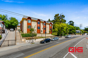 31% VACANT! 9.48% Prof. CAP, 16-u Value-add - Parking Garage