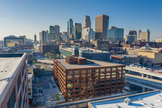 323 Washington Ave N, Minneapolis, MN - aerial  map view