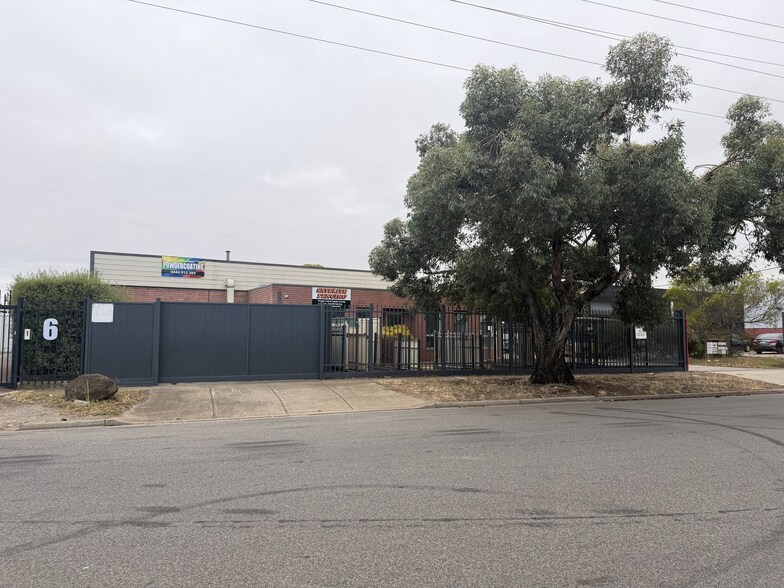 4 Collins Rd, Melton for sale - Building Photo - Image 3 of 4