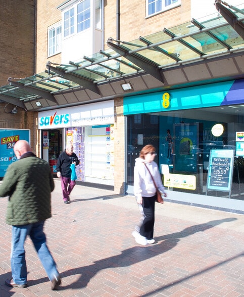 Bowen Sq, Daventry for lease - Building Photo - Image 2 of 14