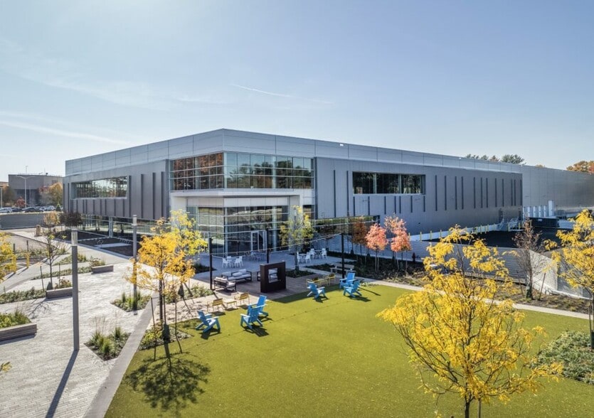 44 Middlesex Tpke, Bedford, MA for lease - Building Photo - Image 1 of 10