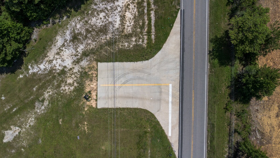 1831 Dixiana Rd, Cayce, SC for sale - Building Photo - Image 2 of 10