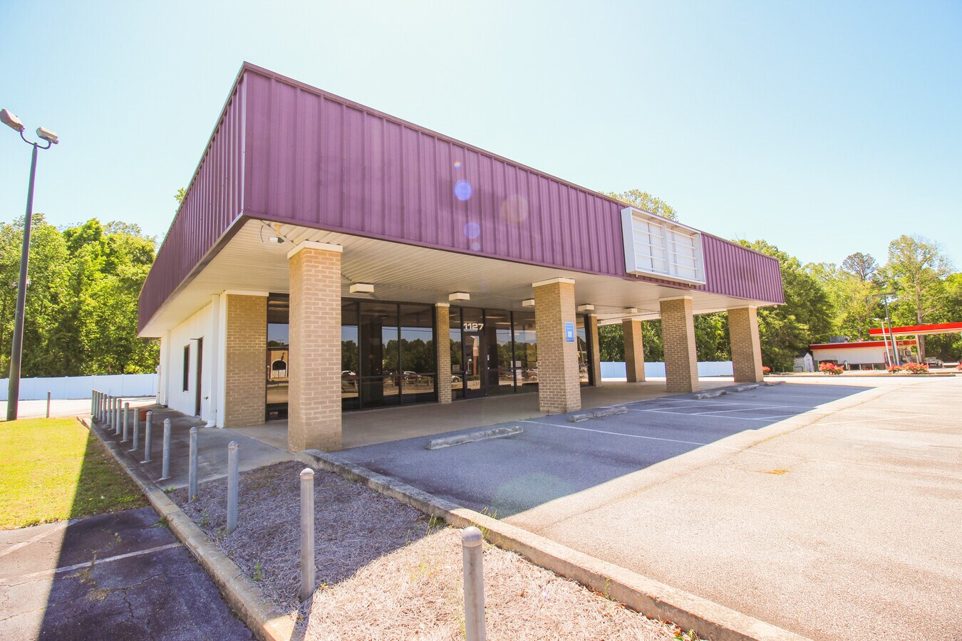 1127 N Park St, Carrollton, GA 30117