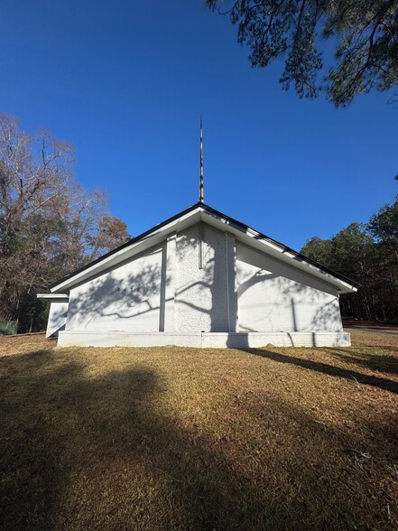 2430 Shurling Dr, Macon-Bibb, GA for sale - Building Photo - Image 3 of 9