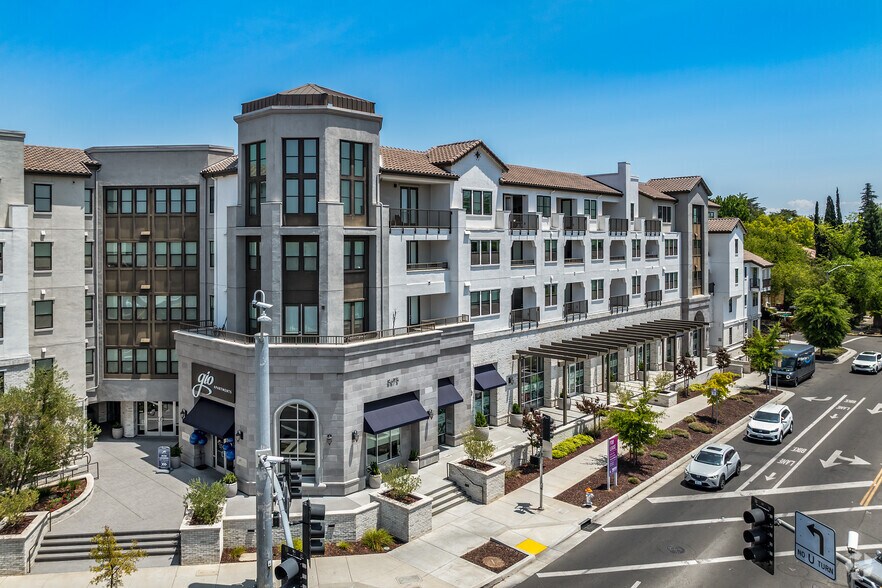 3675 T St, Sacramento, CA for sale - Primary Photo - Image 1 of 1