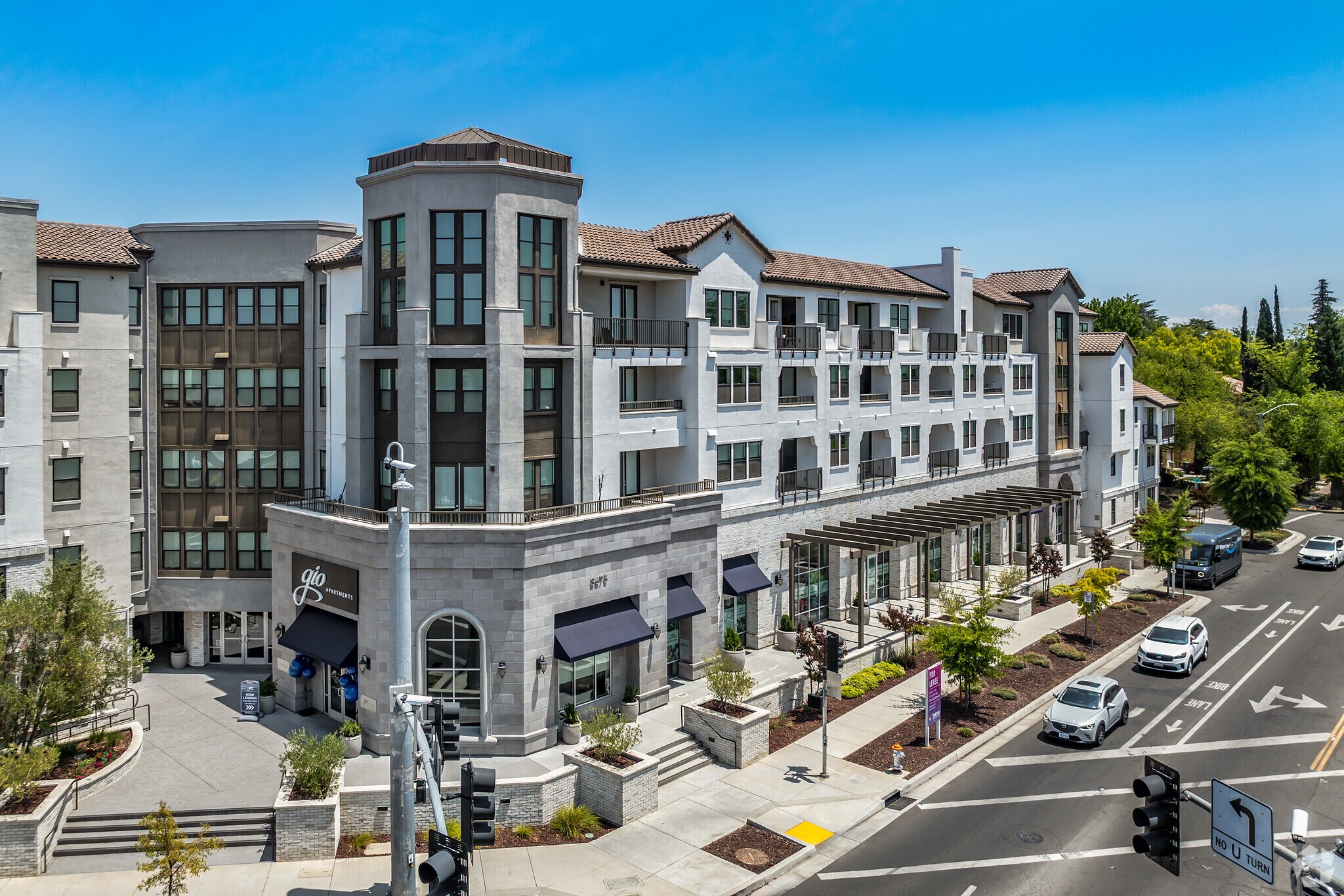 3675 T St, Sacramento, CA for sale Primary Photo- Image 1 of 1