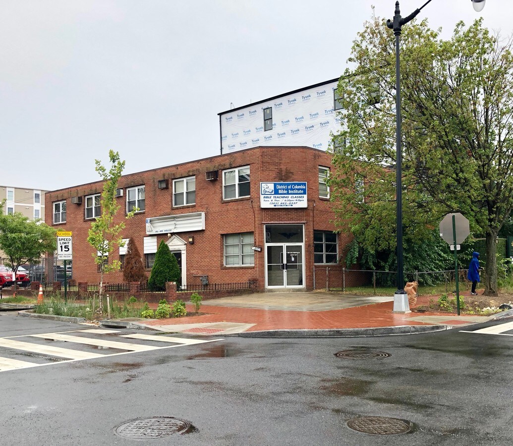 30 Kennedy St NW, Washington, DC 20011