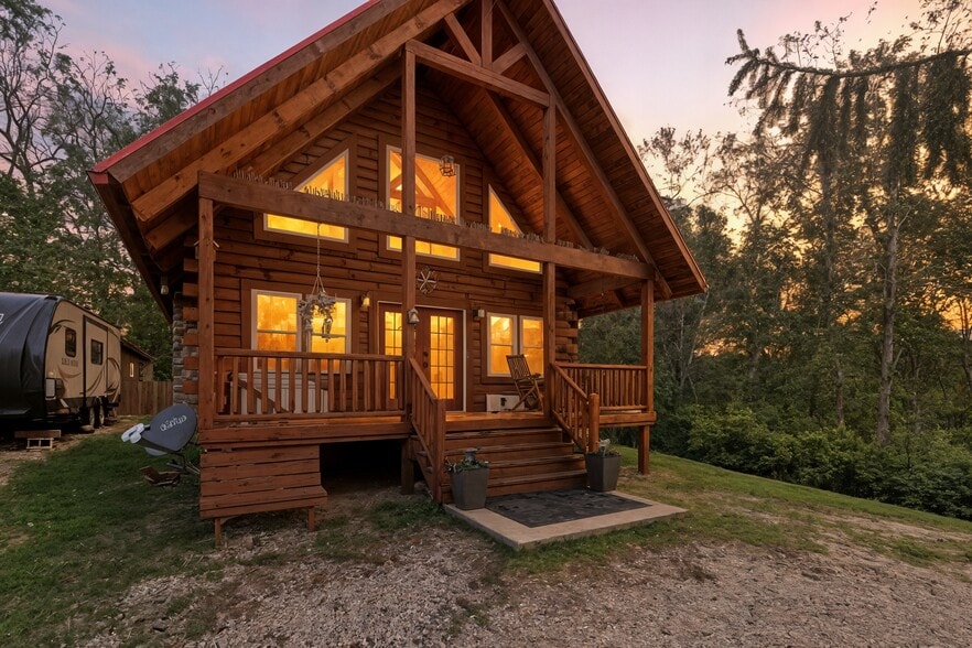 3020 Township Road 190, Fredericktown, OH for sale - Primary Photo - Image 1 of 4