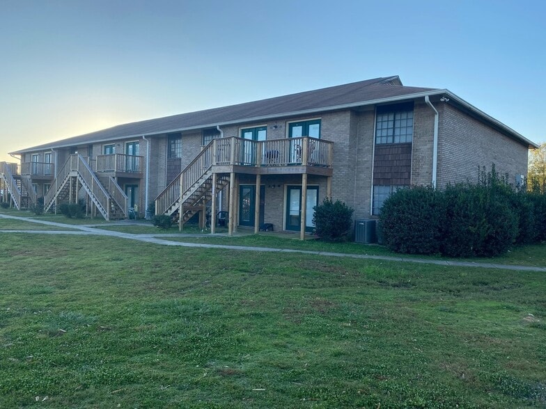 2807 Sandlin Rd SW, Decatur, AL for sale - Primary Photo - Image 1 of 1