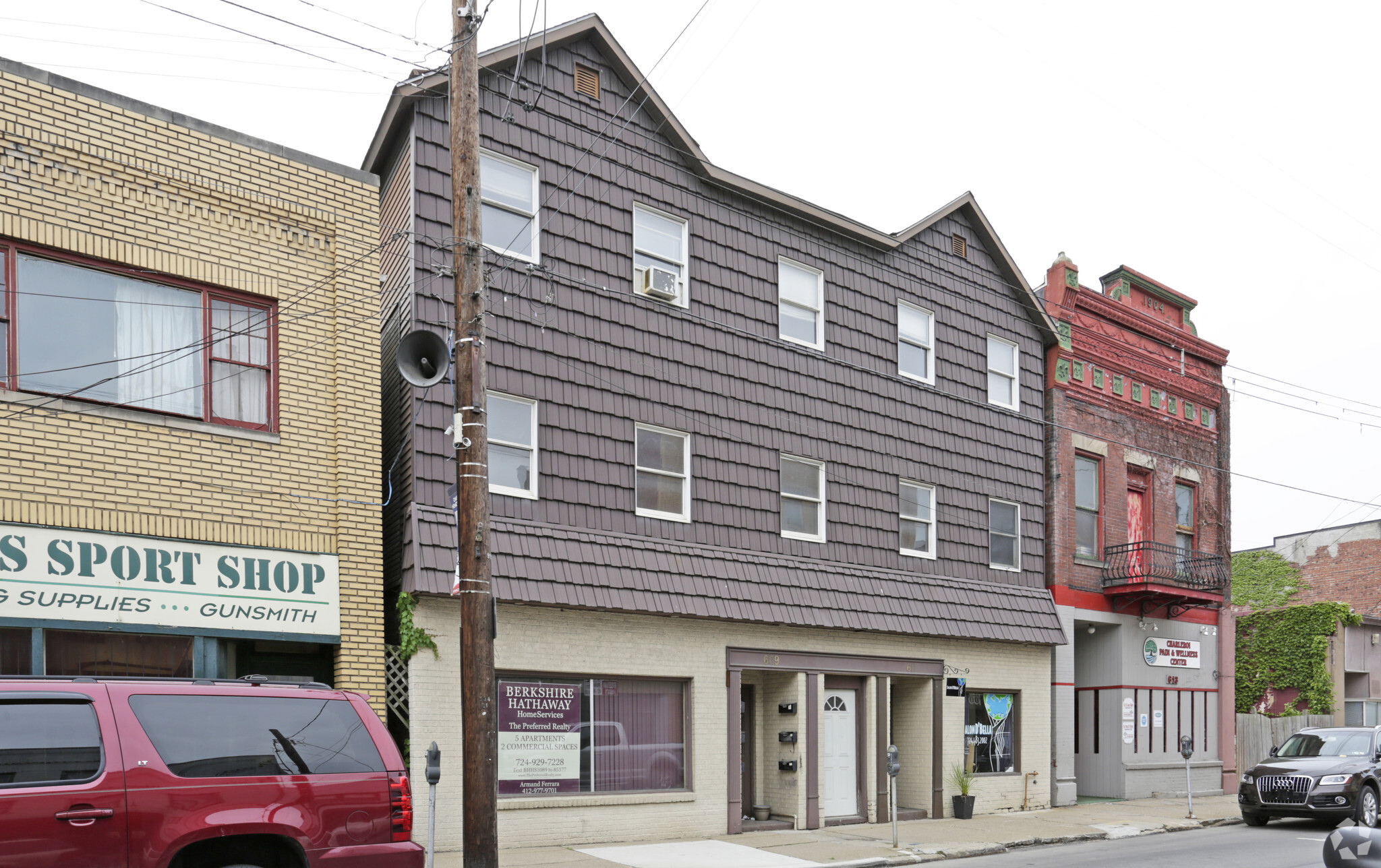 609-611 Fallowfield Ave, Charleroi, PA for sale Primary Photo- Image 1 of 1