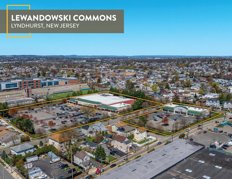 Lewandowski Commons portfolio of 2 properties for sale on LoopNet.com - Building Photo - Image 1 of 8
