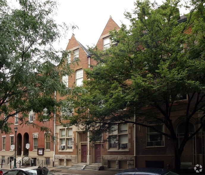 1113-1115 Spruce St, Philadelphia, PA for sale - Building Photo - Image 3 of 8