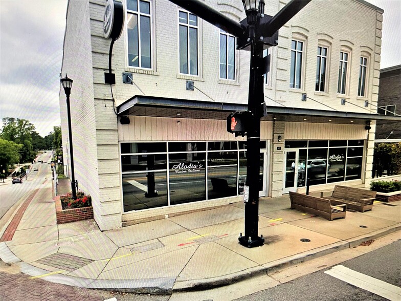 101 W Main St, Lexington, SC for sale - Building Photo - Image 1 of 1