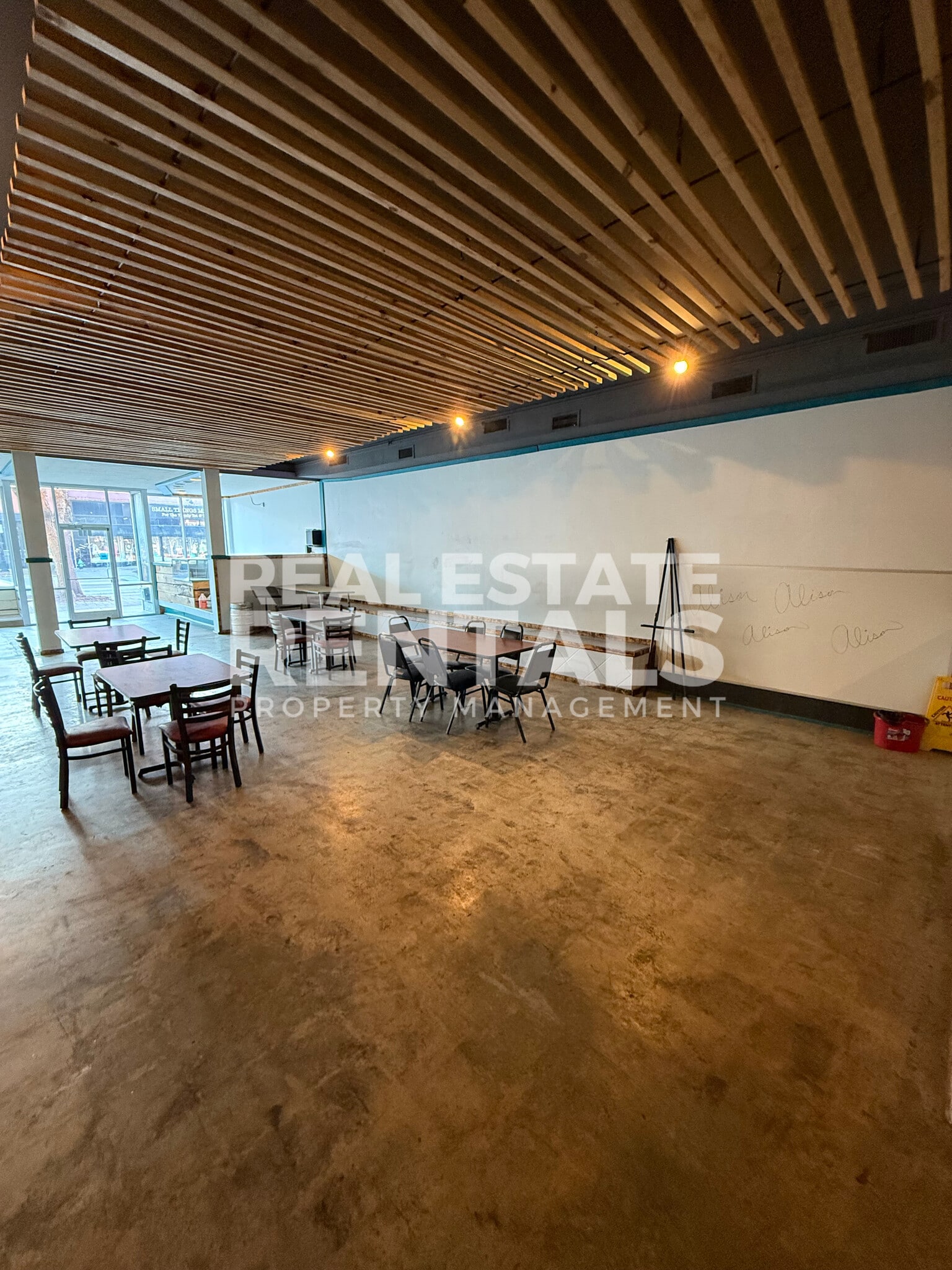 519 Broad St, Gadsden, AL for lease Interior Photo- Image 1 of 3