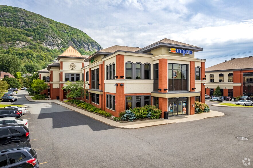 466470 Boul SirWilfridLaurier, MontStHilaire, QC J3H 6K3