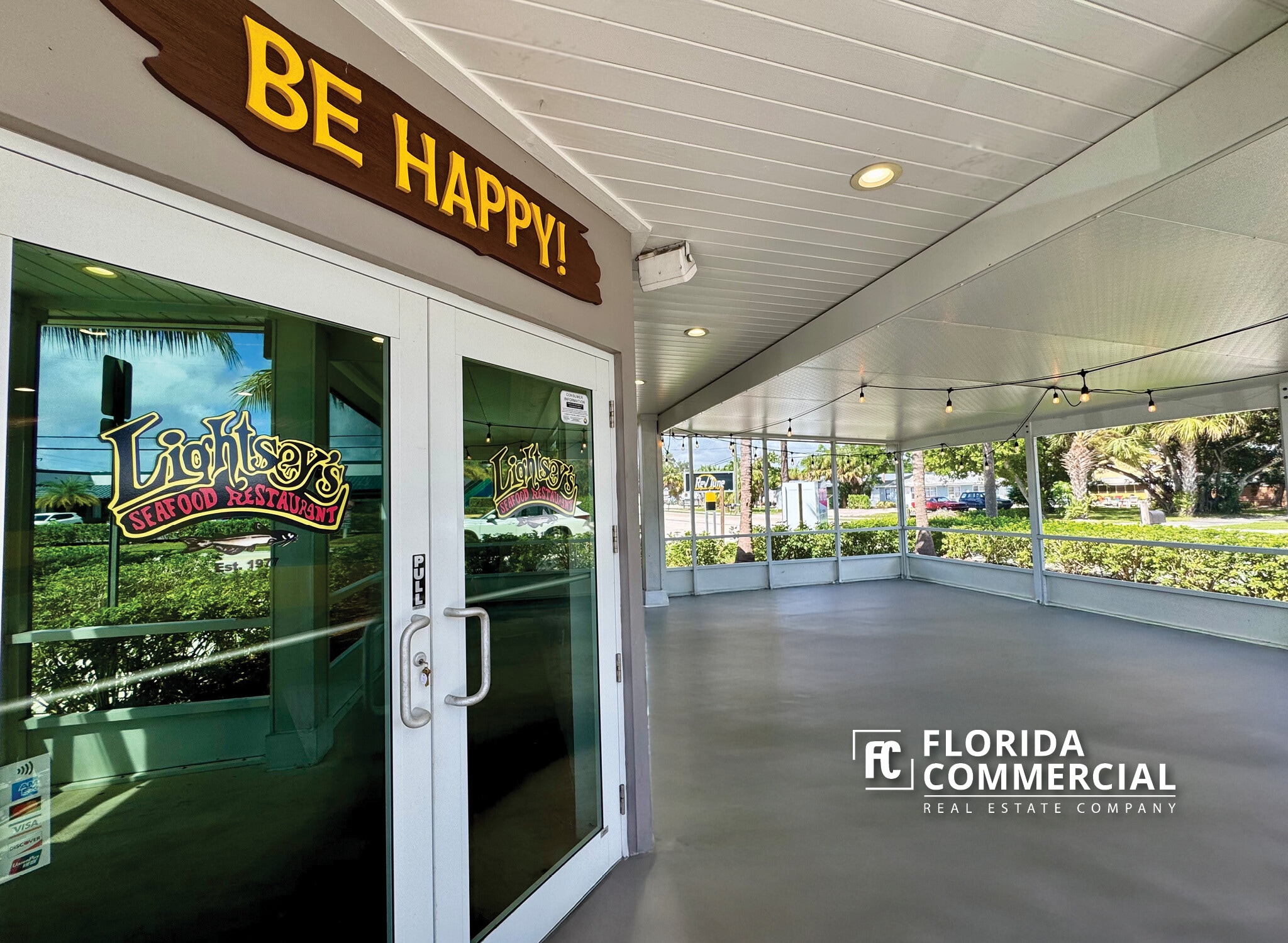 796 NE Dixie Hwy, Jensen Beach, FL for sale Interior Photo- Image 1 of 17