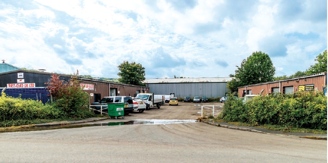 1-7 Boughton Workshops, Boughton for sale Building Photo- Image 1 of 2