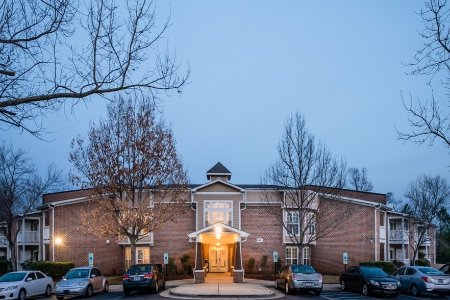 1650 Royal Pines Dr, Raleigh, NC 27610