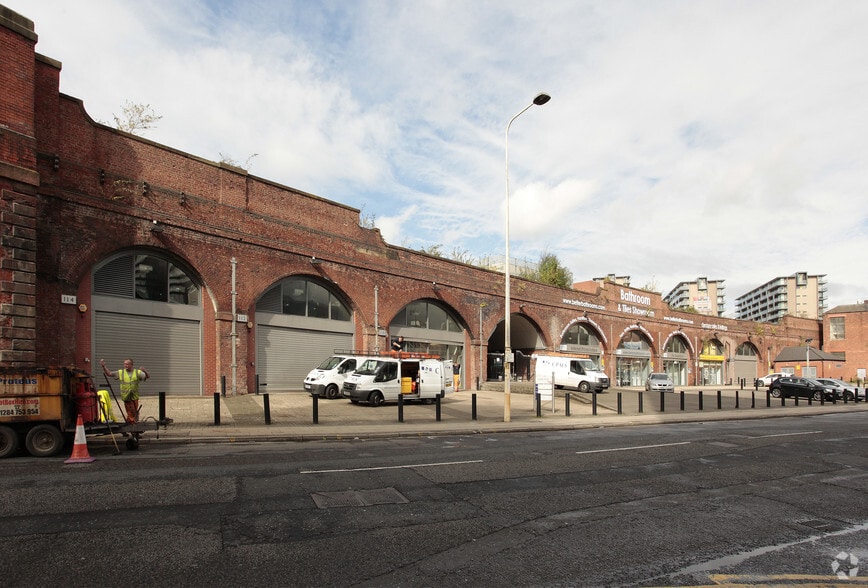 Chapel St, Salford for lease - Building Photo - Image 2 of 6