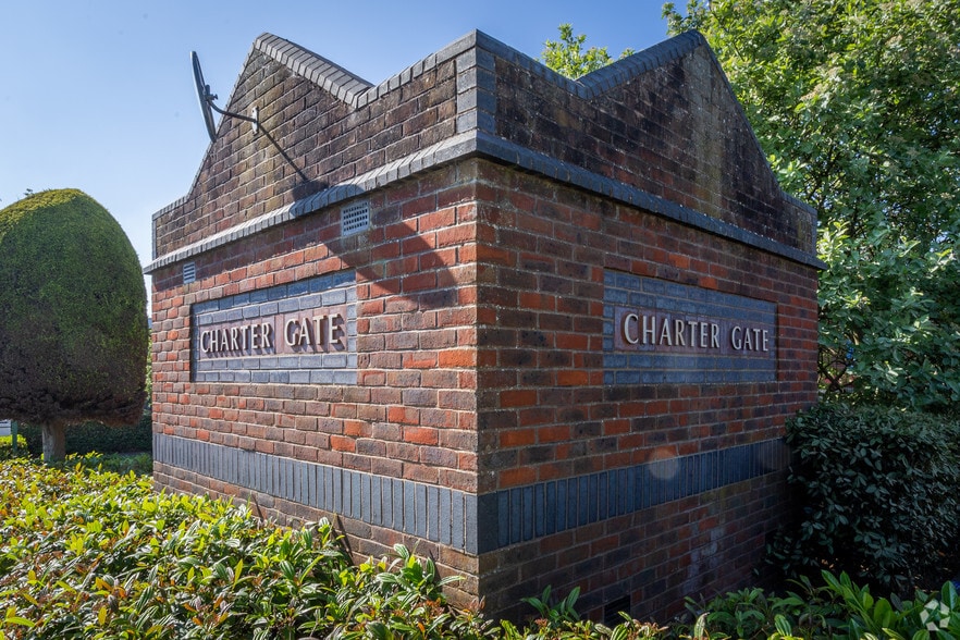 24-28 Chartergate, Quarry Park Clos, Northampton for sale - Building Photo - Image 1 of 1