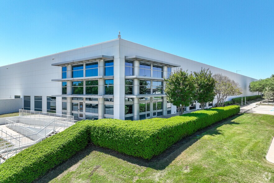 4600 Alliance Gateway Fwy, Fort Worth, TX for sale - Building Photo - Image 1 of 1