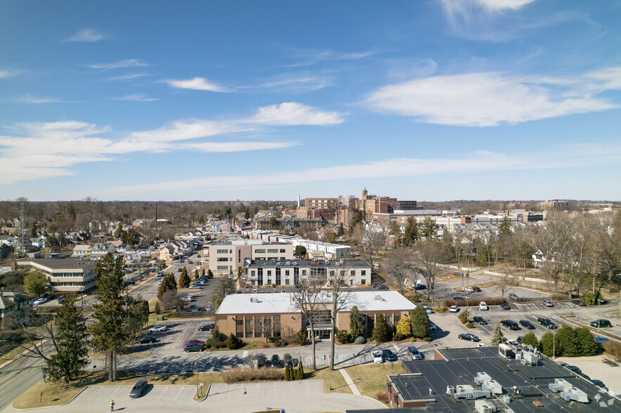 937 E Haverford Rd, Bryn Mawr, PA for lease - Aerial - Image 3 of 4