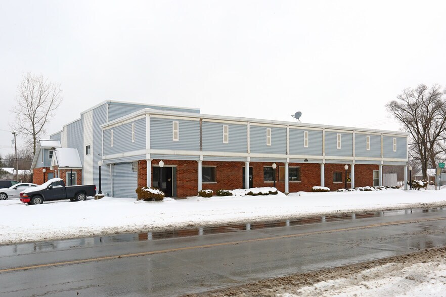 21620 Sumpter Rd, Belleville, MI for sale - Primary Photo - Image 1 of 1