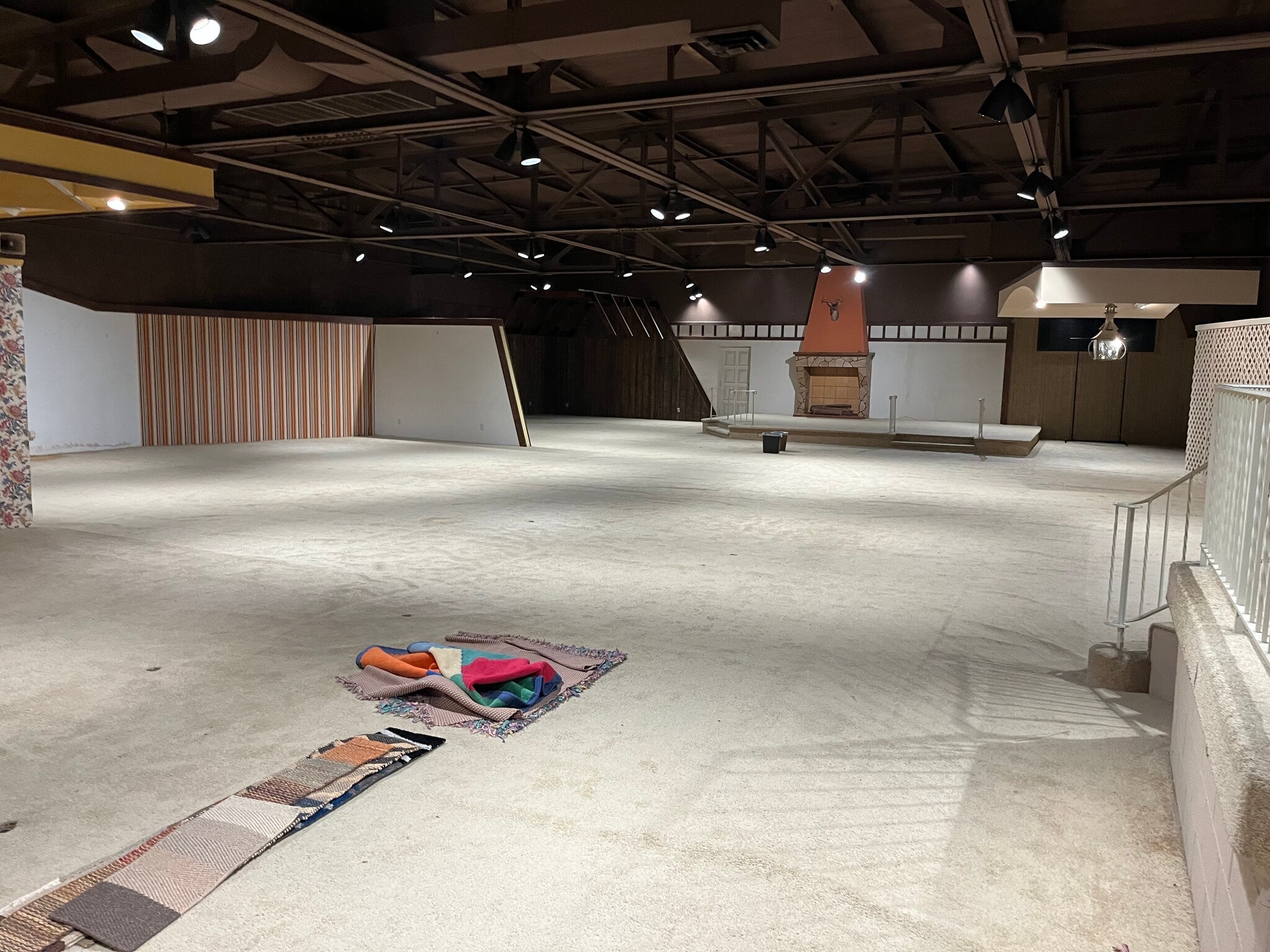 740 8th Ave, Huntington, WV for sale Interior Photo- Image 1 of 25