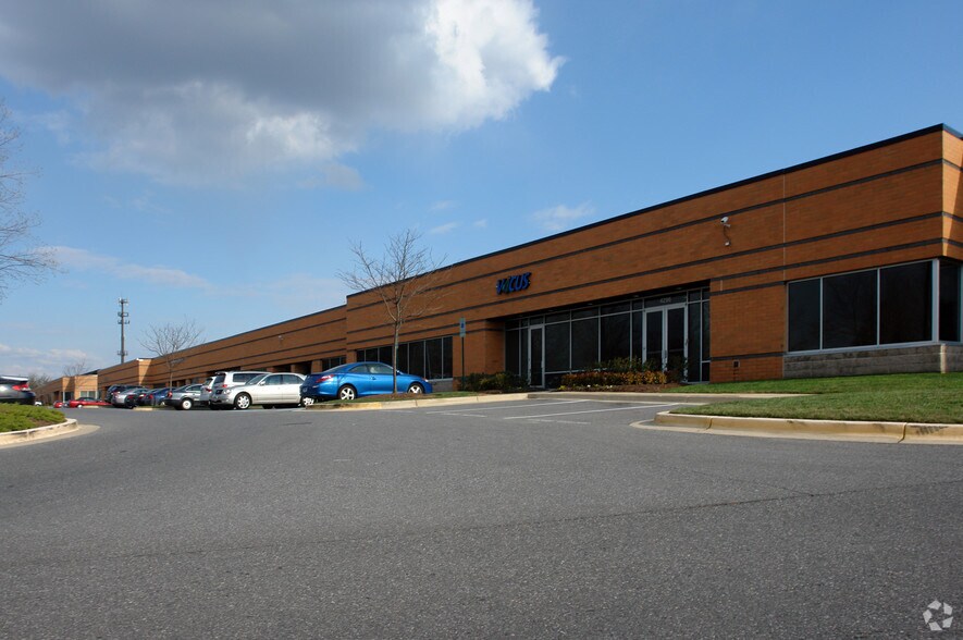 4260-4296 Forbes Blvd, Lanham, MD for sale - Building Photo - Image 2 of 11