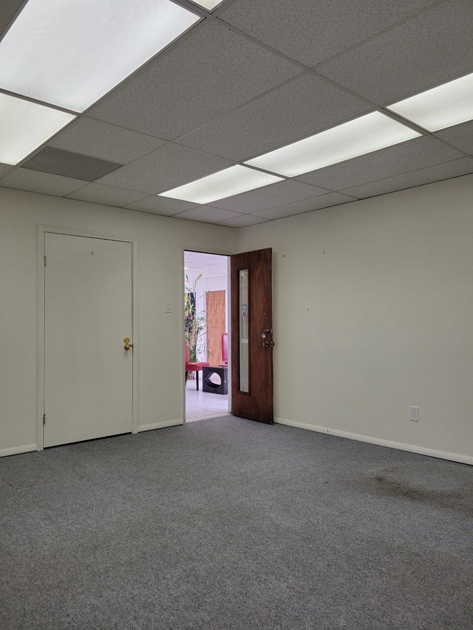 11930 Central Ave, Albuquerque, NM for lease Interior Photo- Image 1 of 4