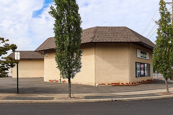 68 Merrick Rd, Lynbrook, NY for sale - Building Photo - Image 2 of 54