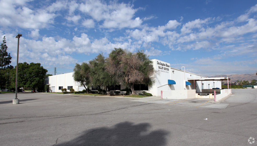 8966 Comanche Ave, Chatsworth, CA for lease - Primary Photo - Image 1 of 4