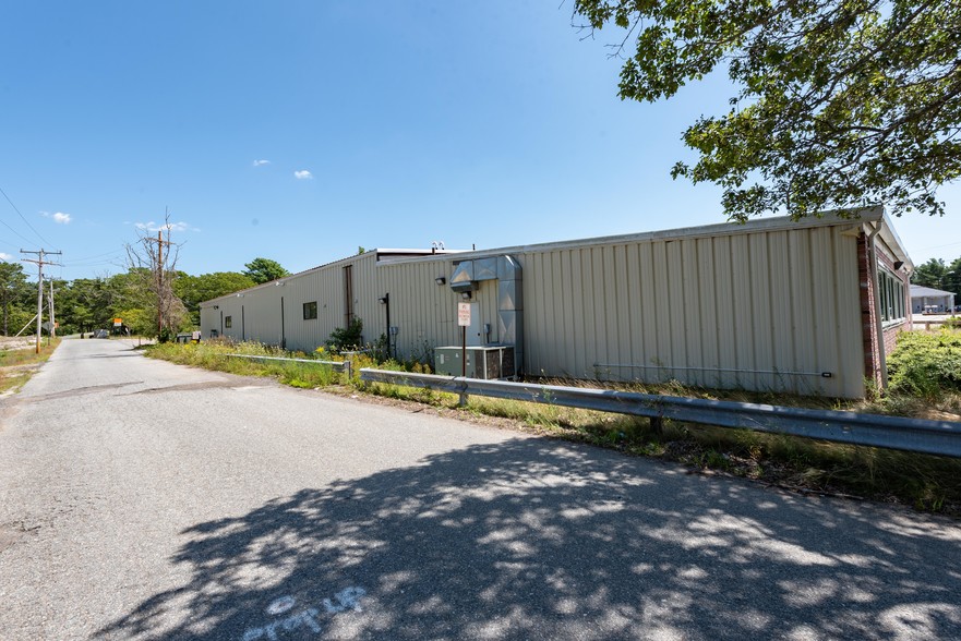 3074 Cranberry Hwy, East Wareham, MA for lease - Building Photo - Image 3 of 21