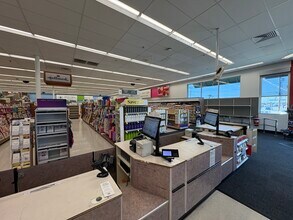 14250 Prairie Ave, Hawthorne, CA for sale Interior Photo- Image 1 of 12