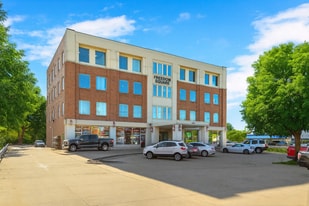 6659 Pearl Rd, Parma Heights OH - Office Space