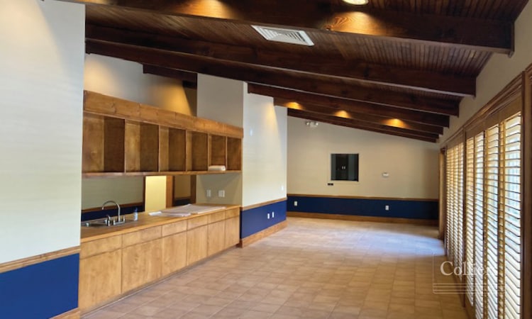 1431 S Highway101, Greer, SC for sale - Building Photo - Image 2 of 15