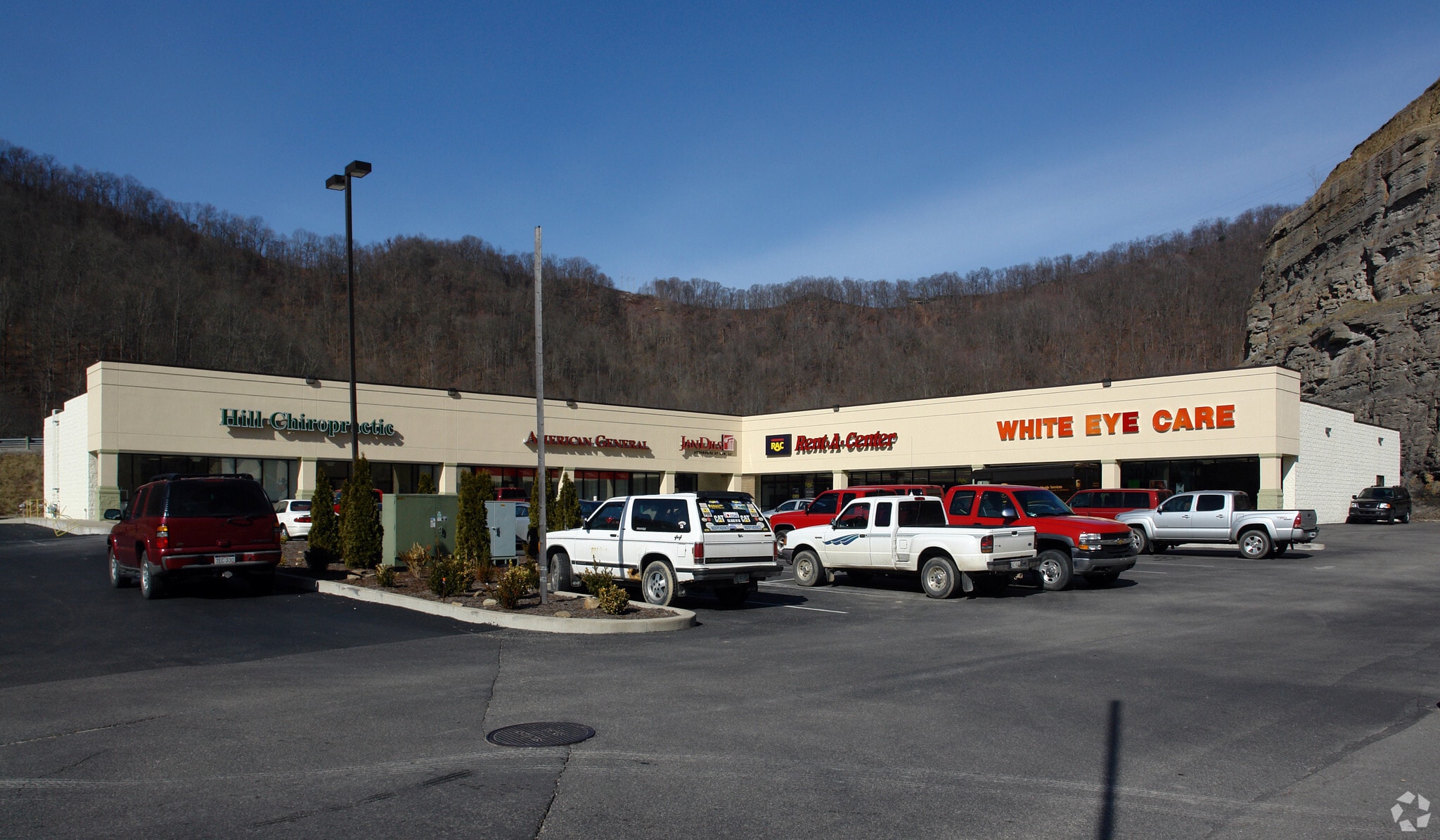 7577 Norman Blvd, Logan, WV 25601 Fountain Place