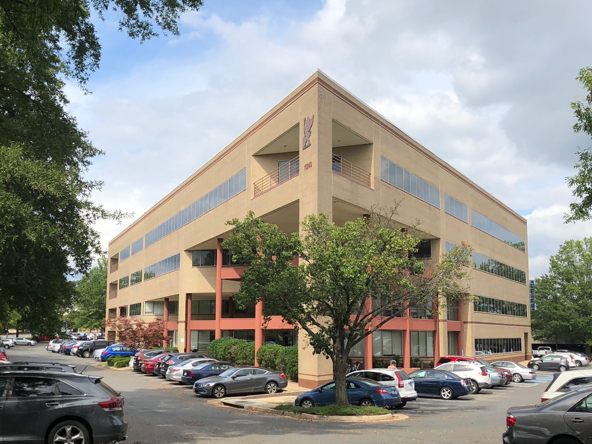 11240 Waples Mill Rd, Fairfax, VA 22030 Office for Sale