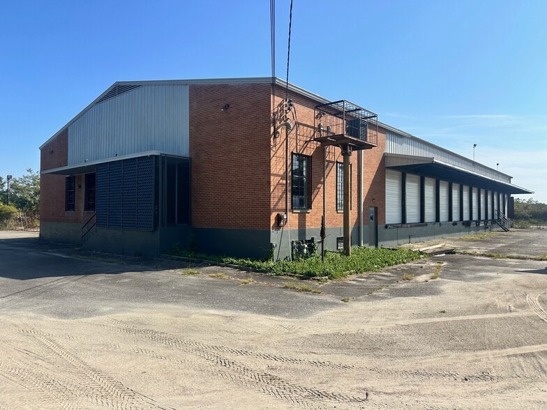 205 Raines Ave, Macon-Bibb, GA for lease - Building Photo - Image 2 of 13