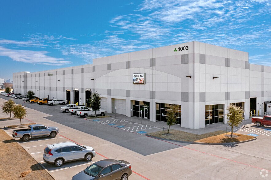 4003 Grand Lakes Way, Grand Prairie, TX for sale - Primary Photo - Image 1 of 1