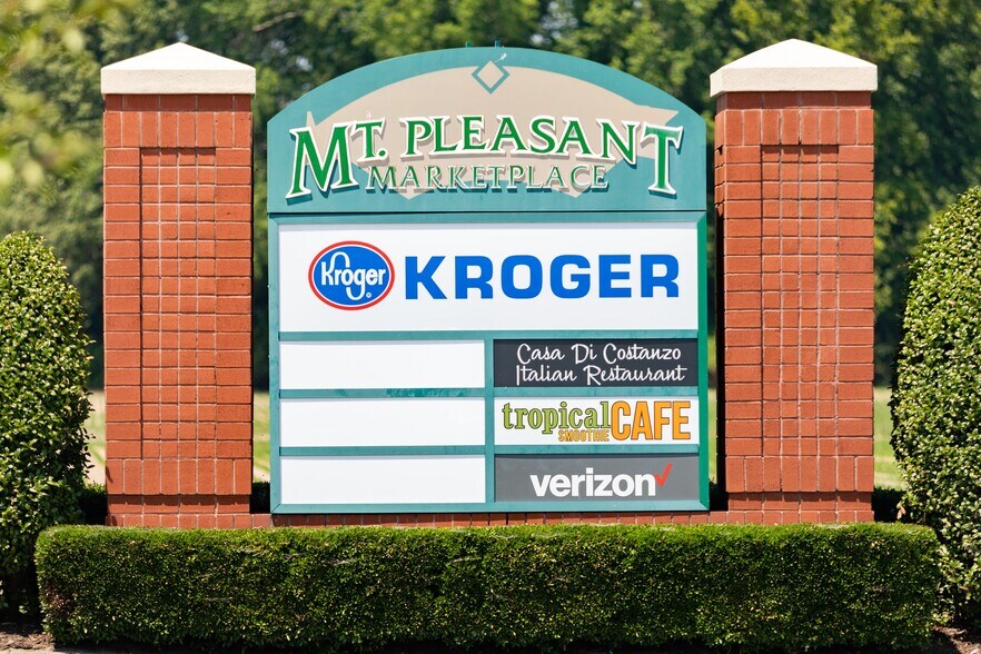 1464 Mt Pleasant Rd, Chesapeake, VA for sale - Building Photo - Image 1 of 4