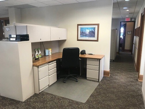 100 S Main St, Oconomowoc, WI for sale - Interior Photo - Image 1 of 1