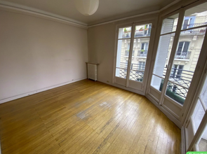 Office in Paris for lease Interior Photo- Image 2 of 6