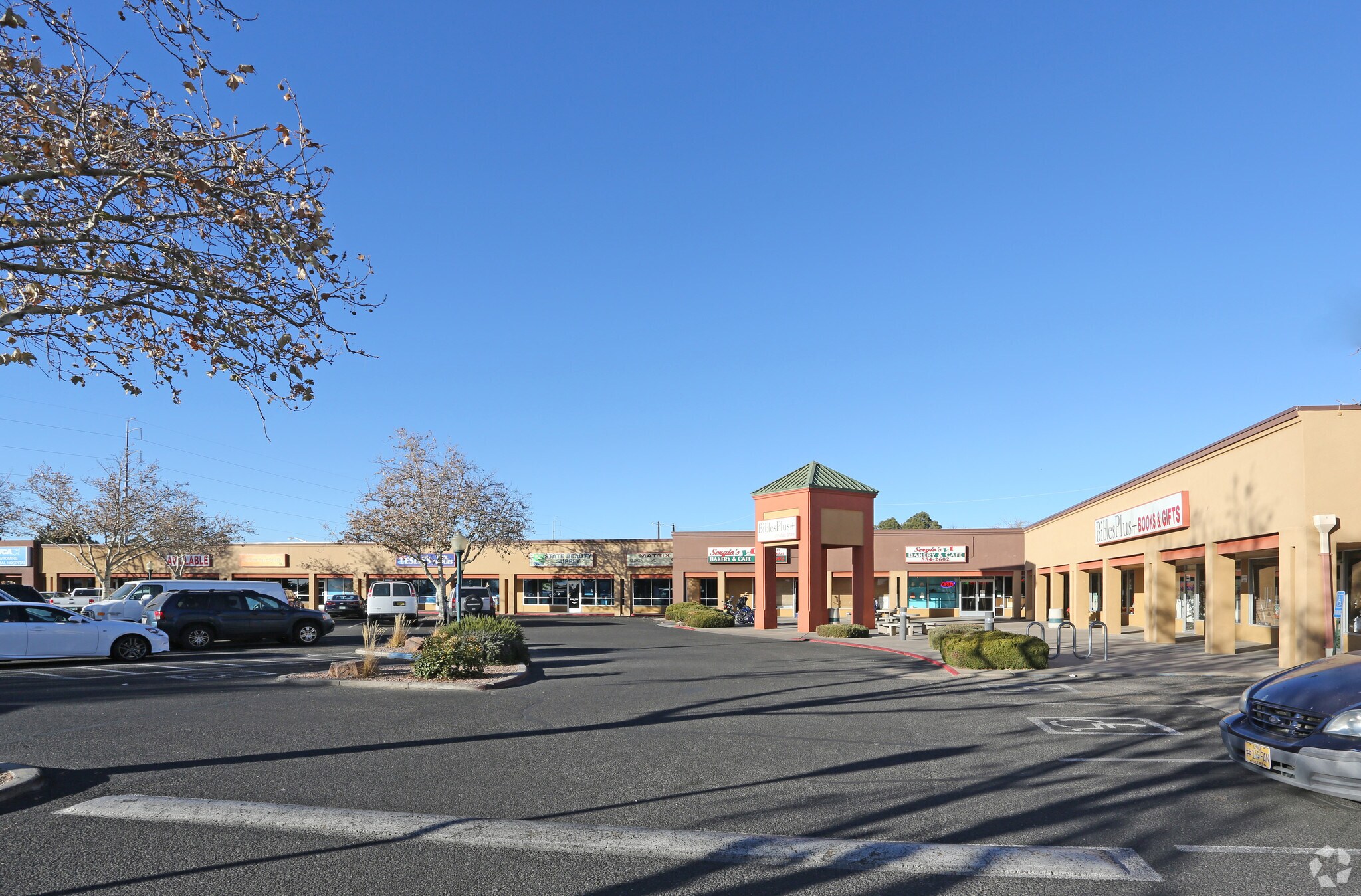 2740 Wyoming Blvd NE, Albuquerque, NM for sale Primary Photo- Image 1 of 1