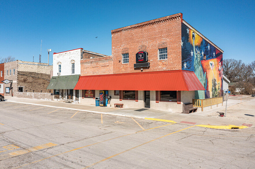 1000 Maine St, Windsor, IL for sale - Primary Photo - Image 1 of 1