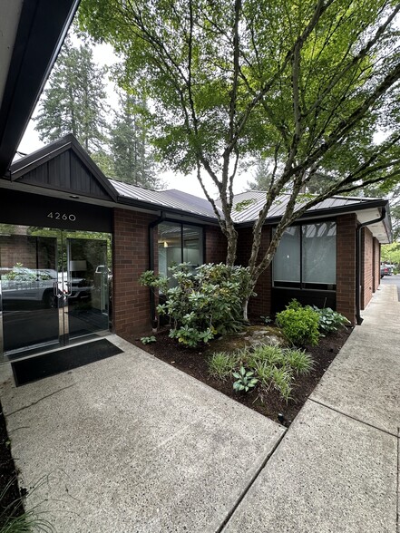 4260 Galewood St, Lake Oswego, OR for sale - Building Photo - Image 1 of 9