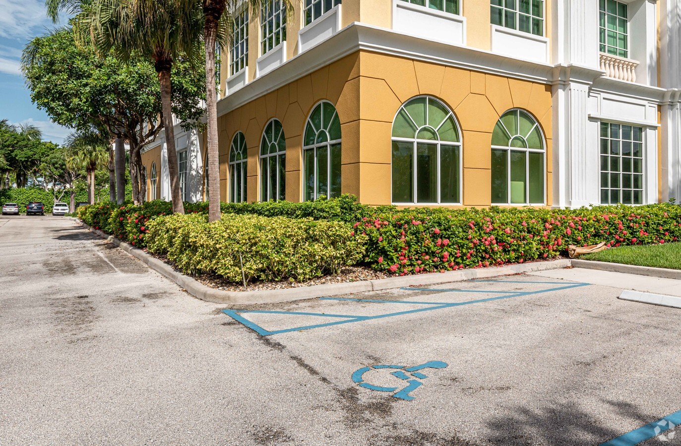 6501 N Congress Ave, Boca Raton, FL, 33487 Office Space For Lease