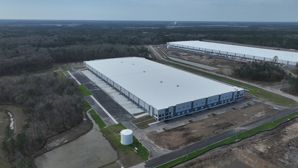 Dorchester Commerce Park portfolio of 2 properties for sale on LoopNet.com - Building Photo - Image 3 of 3